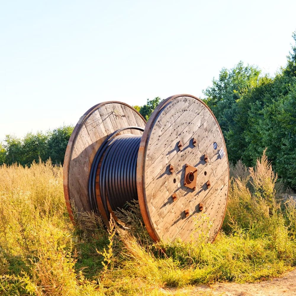 16mm² 4-Core Steel Wire Armoured SWA underground power distribution cable